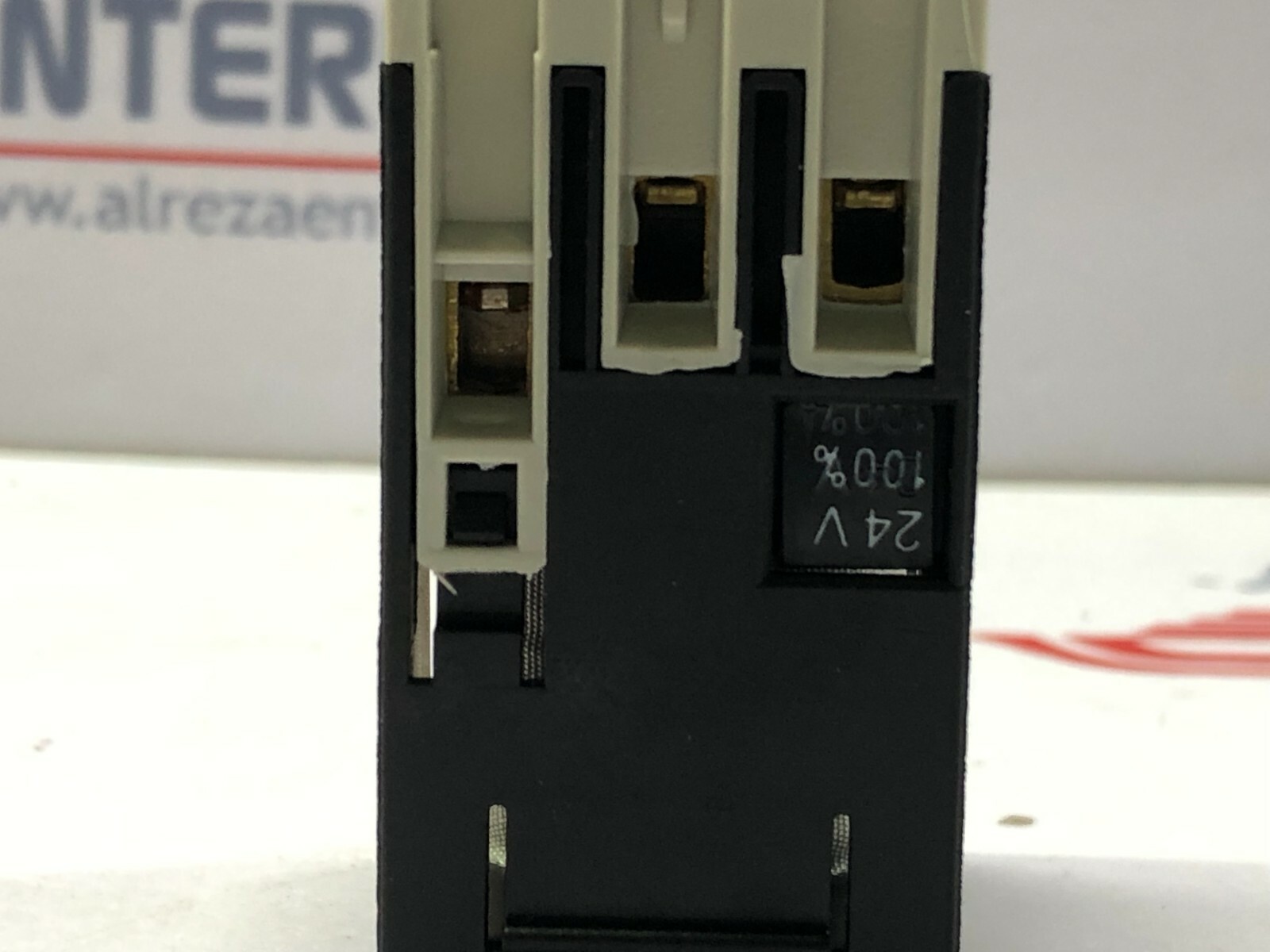 SE LP1SK0600BD MINI CONTACTOR COIL VOLTAGE 24V - Image 11