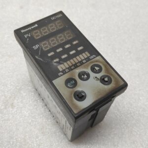 HONEYWELL DC1020 TEMPERATURE CONTROLLER DC1020CT30100B-E 85-265V