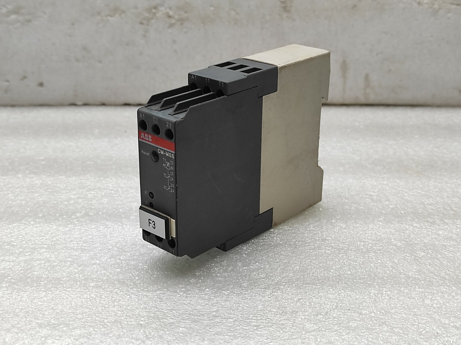 ABB CM-MSS THERMISTOR MOTOR PROTECTION RELAY 1SVR430811R1300 - Image 5
