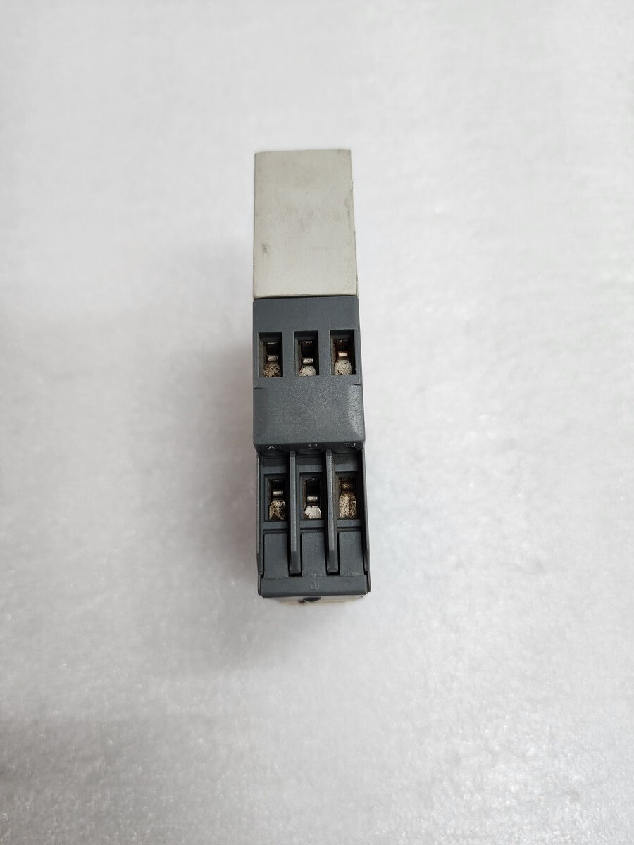 ABB CM-MSS THERMISTOR MOTOR PROTECTION RELAY 1SVR430811R1300 - Image 22