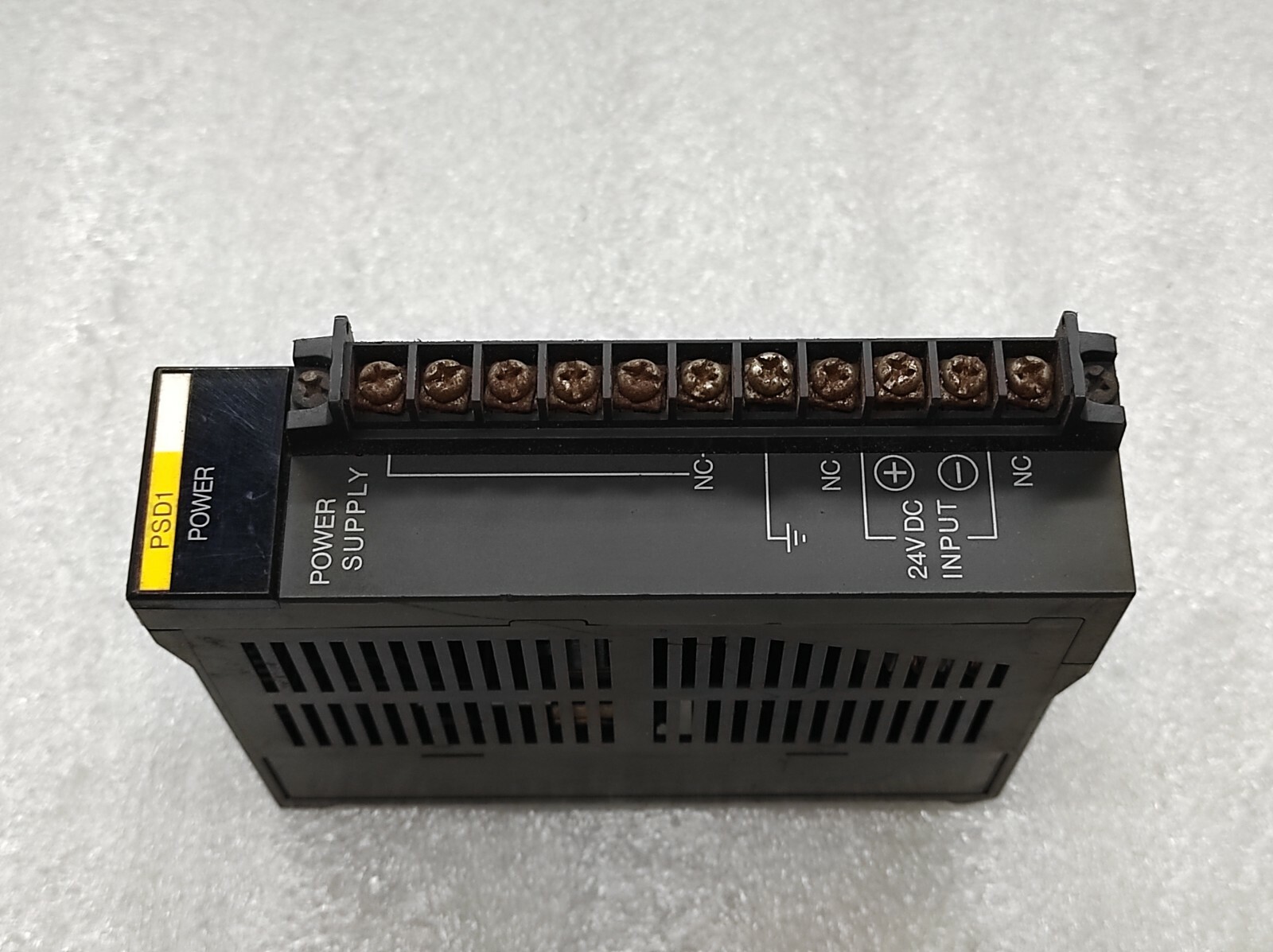IDEC PF3S-PSD1 POWER SUPPLY 24VDC - Image 4