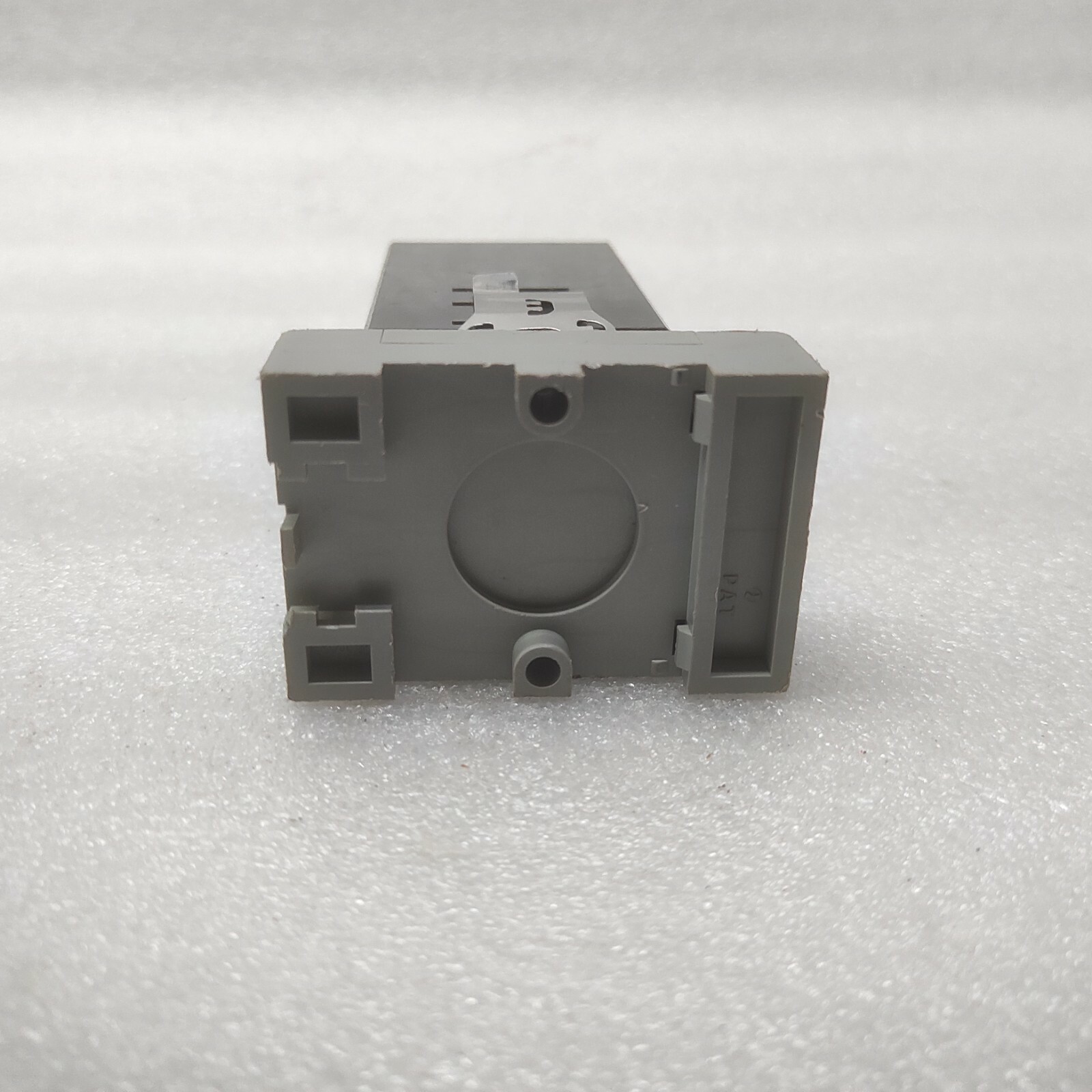 IDEC GT3W-A61AD24 TIME DELAY RELAY 24VAC/DC - Image 6
