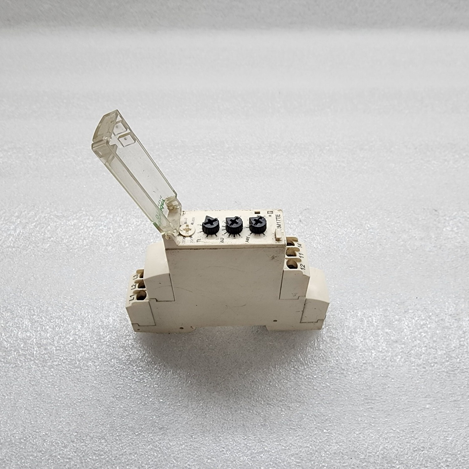 TELEMECANIQUE RM17TE00 MULTIFUNCTION CONTROL RELAY - Image 2