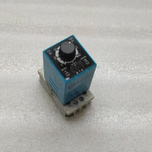 IDEC RTE-P1AD24 ELECTRONIC TIMER 24VAC-DC
