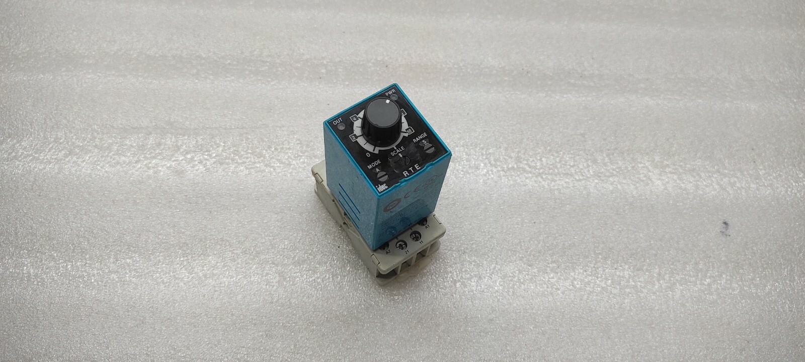 IDEC RTE-P1AD24 ELECTRONIC TIMER 24VAC-DC