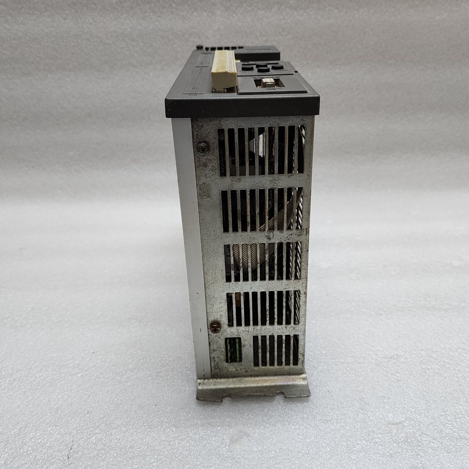 KEB 12.F0.R11-0000 FREQUENCY DRIVE 4.0 KW 6.6KVA KARL E BRINKMANN - Image 8