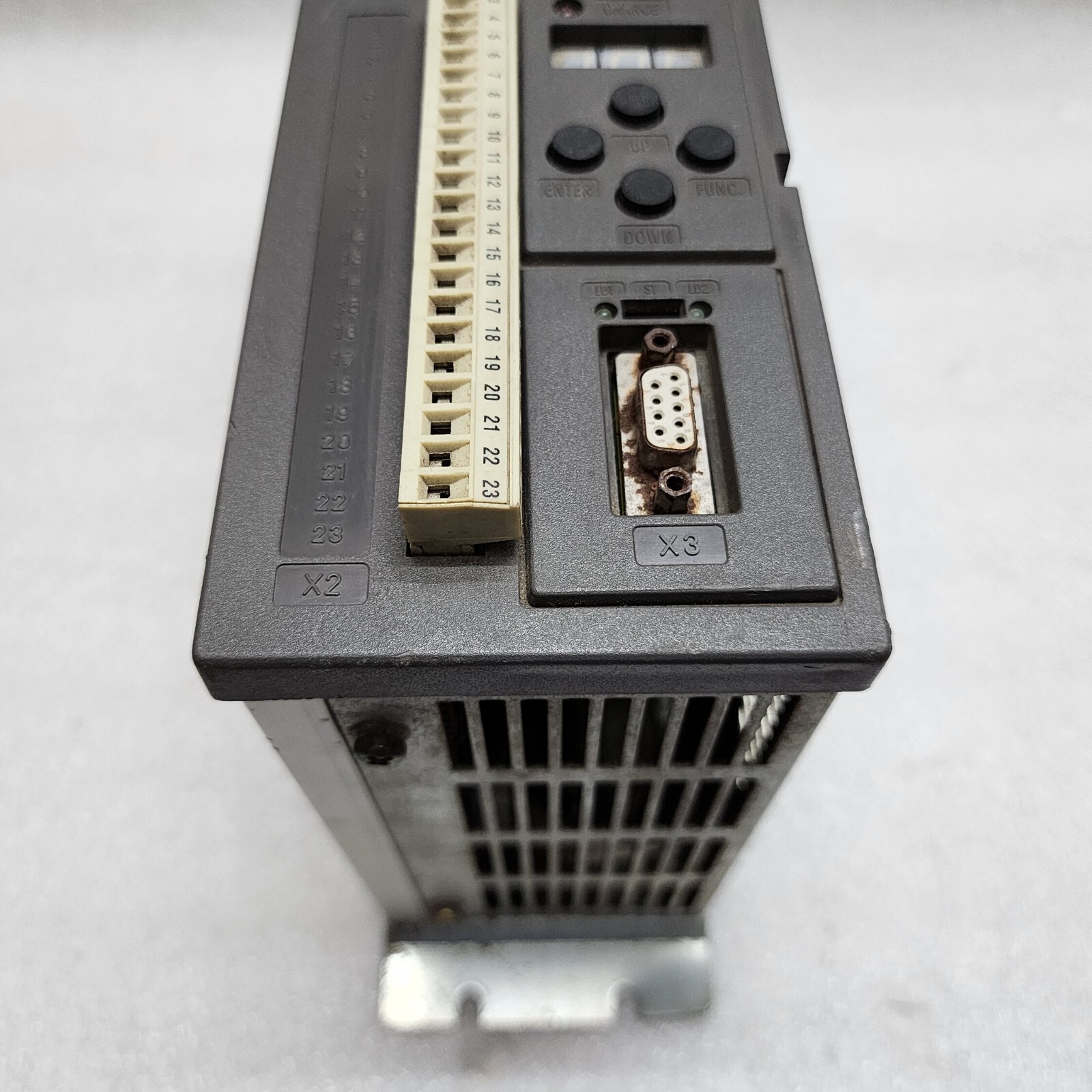 KEB 07.F0.R01-1228 FREQUENCY INVERTER 0.75KW KARL E BRINKMANN - Image 10
