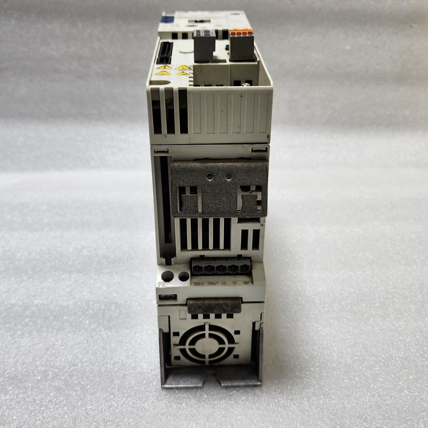 LENZE E84AVTCE2224SX0 2.2kW 3PH AC DRIVE 8400 TOPLINE C 15485811 - Image 5