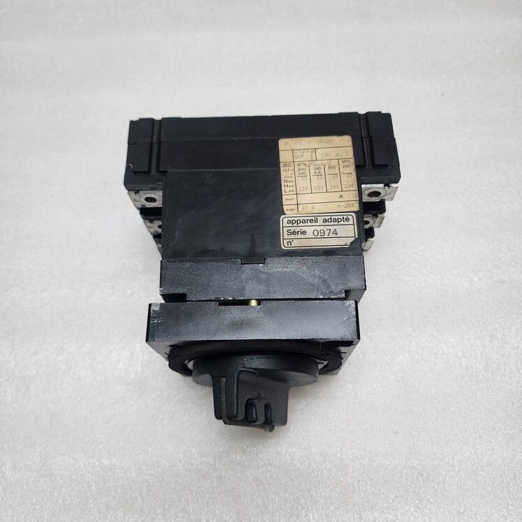 MERLIN GERIN C125-NL MA 3-POLE CIRCUIT BREAKER 80A - Image 3