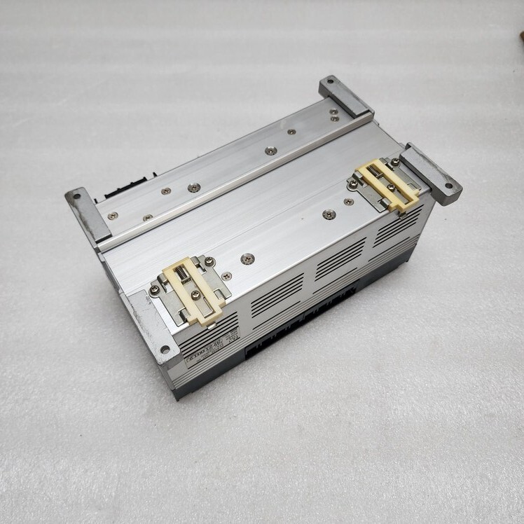 IDEC PFA-1C24RDC 24-BASE UNIT 24VDC - Image 6