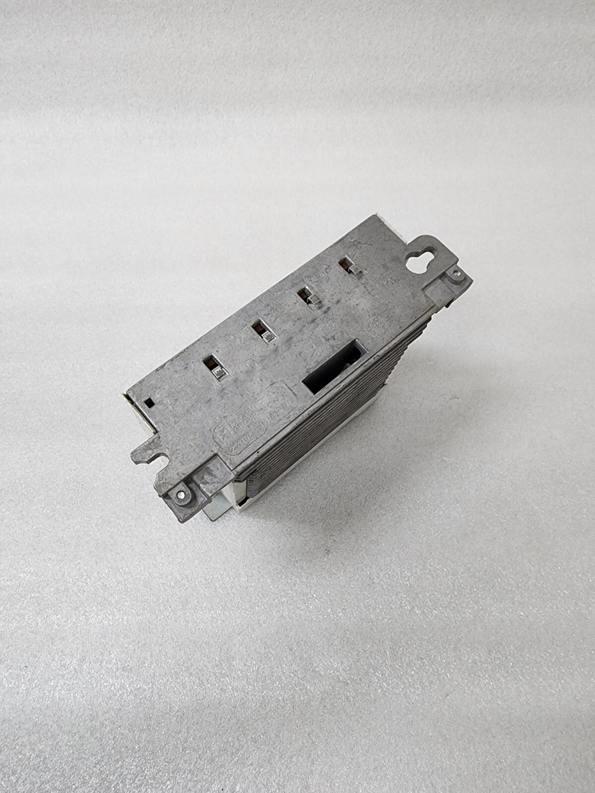 LENZE I51AE137B10010000S INVERTER DRIVE 0.37KW/0.5HP 0-230/240V MADE IN GERMANY - Image 8