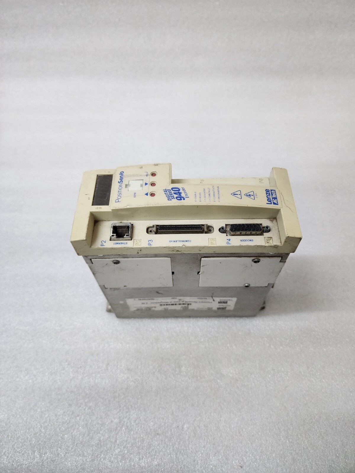 LENZE E94P040Y2NESBT DIGITAL SERVO 940 ENCODER - Image 2