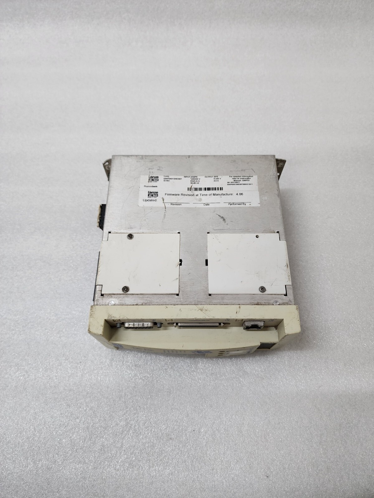 LENZE E94P040Y2NESBT DIGITAL SERVO 940 ENCODER - Image 3
