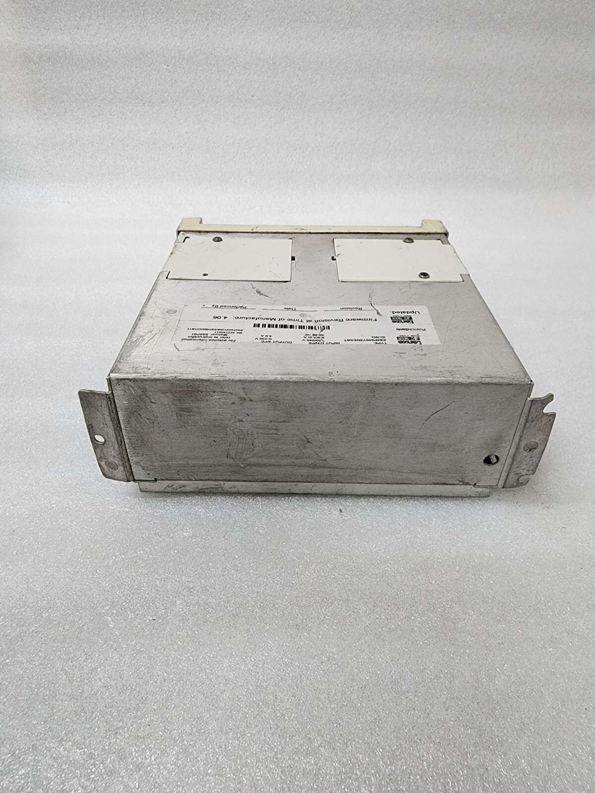 LENZE E94P040Y2NESBT DIGITAL SERVO 940 ENCODER - Image 7