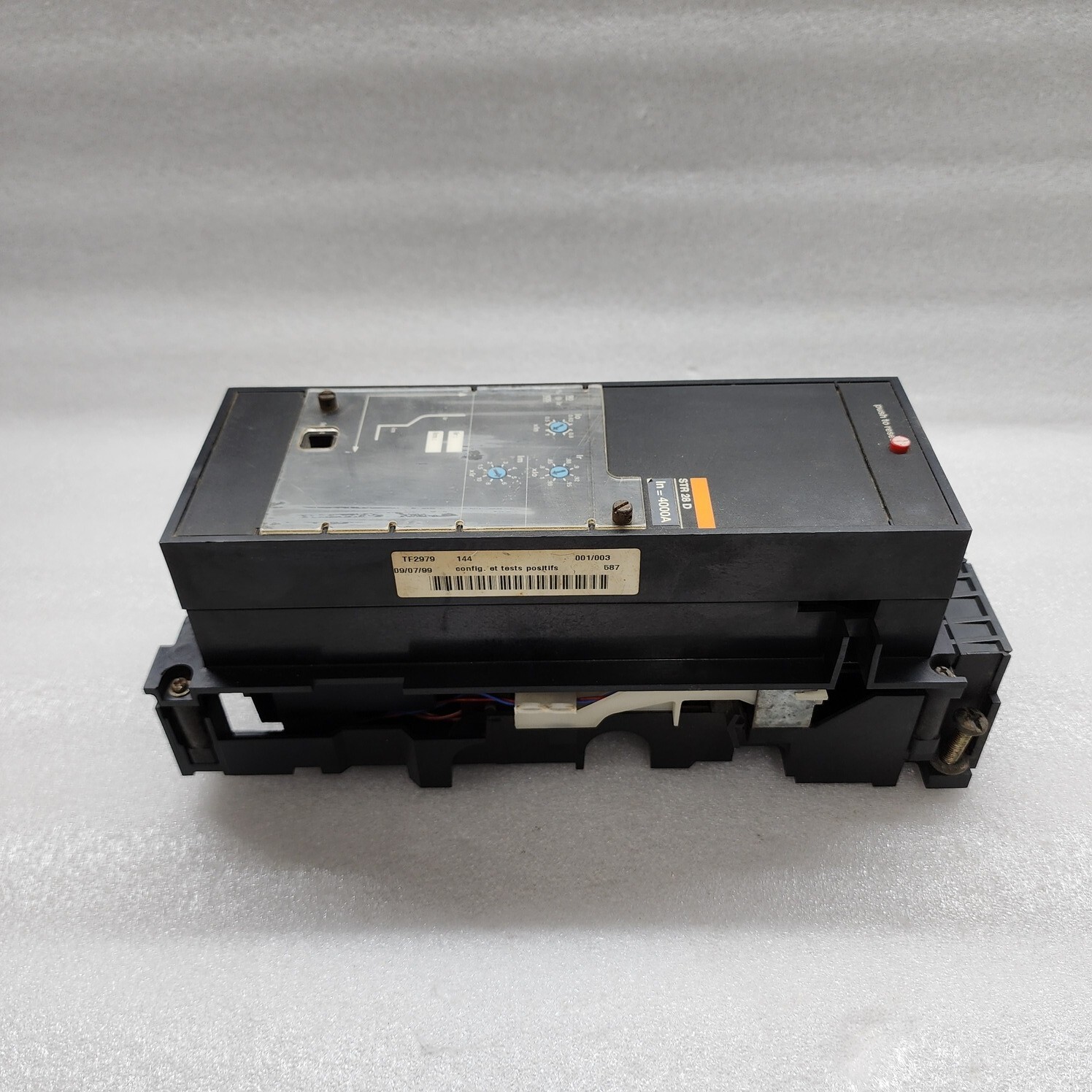 MERLIN GERIN STR28D MASTER PACT FOR TRIP CONTROL UNIT 4000A - Image 2