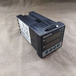 Honeywell DC1010 Temperature Controller DC1010CL-30200B-E