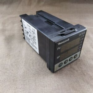 Honeywell DC1010 Temperature Controller DC1010CT-302000-E