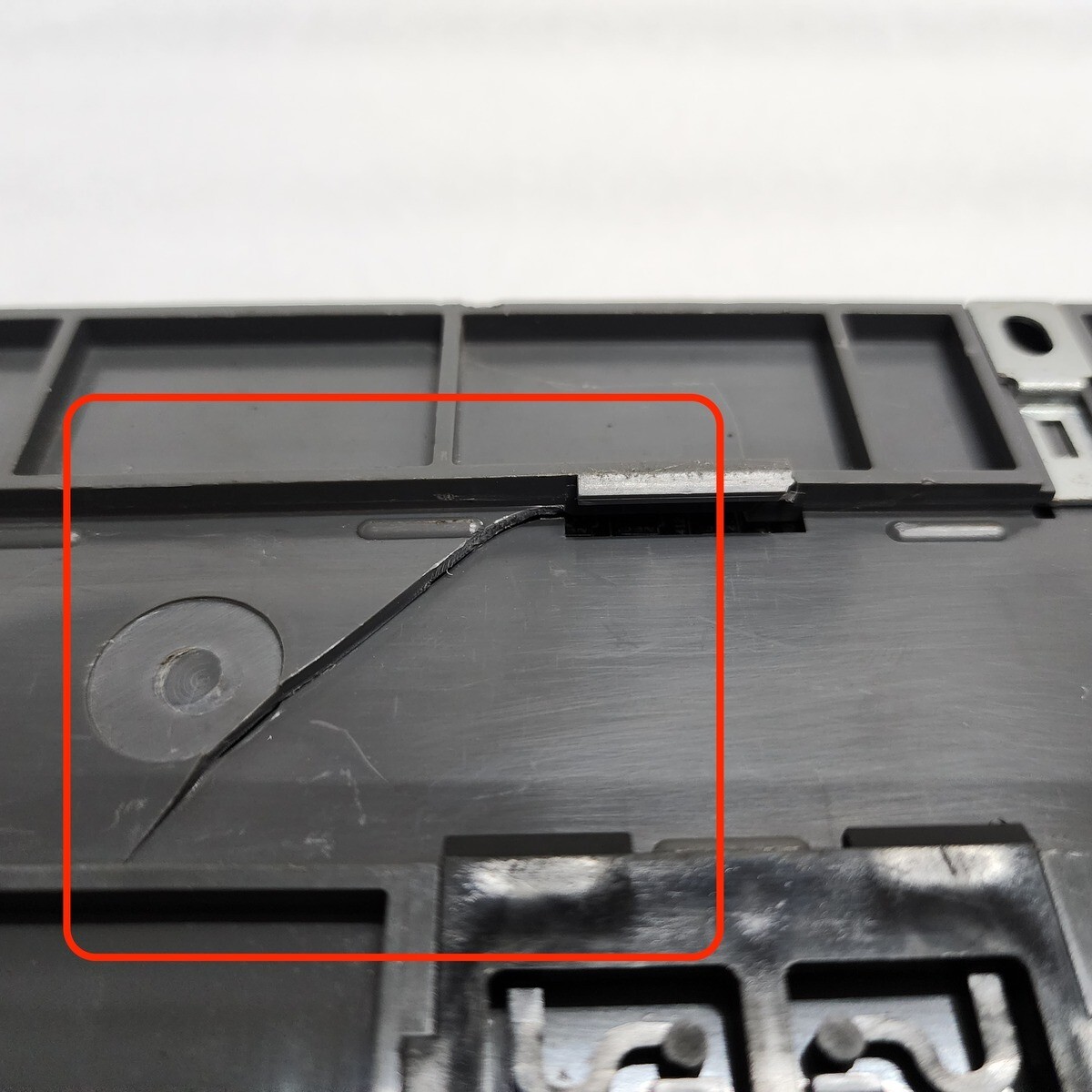 KEYENCE KV-80R CPU PLC MODULE CRACK ON BACK OF BODY - Image 7