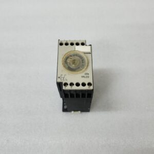 SIEMENS 7PU2040-2AK30 TIMER RELAY 120-127V