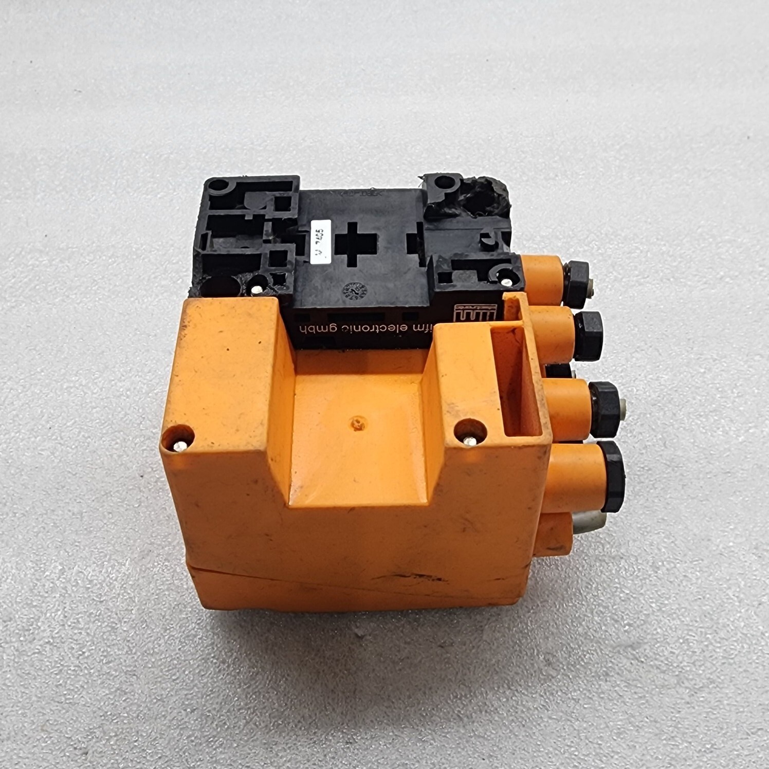 IFM ELECTRONIC AC2035 EEMS MODULE 4DI 4DO T CCT - Image 6