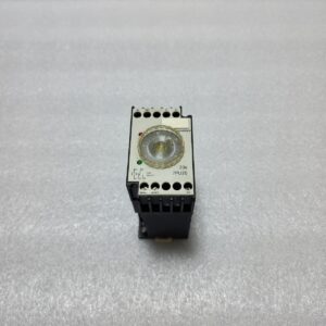 SIEMENS 7PU2040-7AN23 TIMER RELAY 220-240V