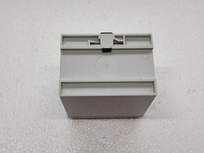 Multitek M200-V33W Voltage Relay 3-Phase 3-Wire Voltage Over Current Trip - Image 4