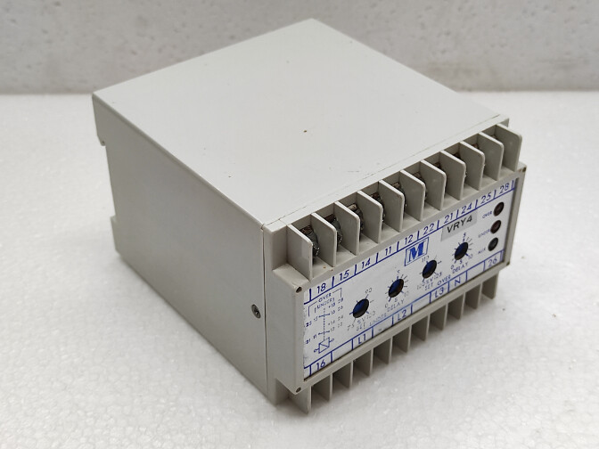Multitek M200-V33W Voltage Relay 3-Phase 3-Wire Voltage Over Current Trip - Image 6