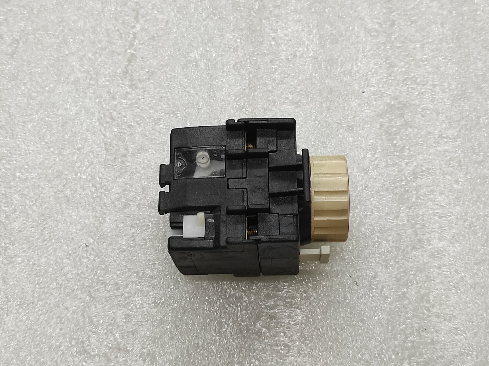 ABB TP40I PNEUMATIC TIMER FPTN477016R0008 0.1-40S NIB - Image 7