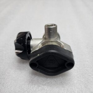 SCOTT BREATHING AIR CYLINDER VALVE 2500 PSI M18