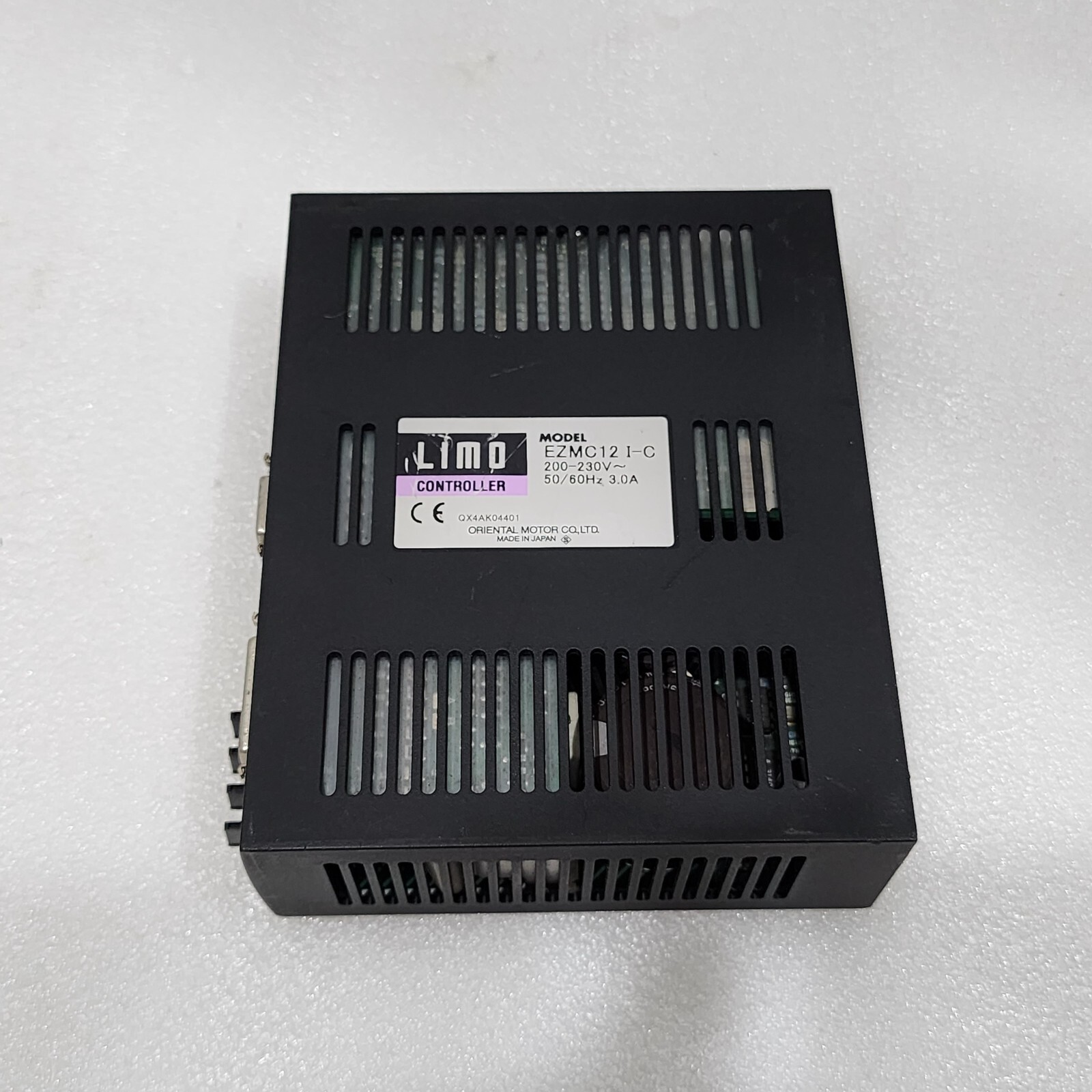 LIMO CONTROLLER EZMC12 I-C LINEAR MOTION CONTROLLER ORIENTAL MOTOR 200-230V - Image 3