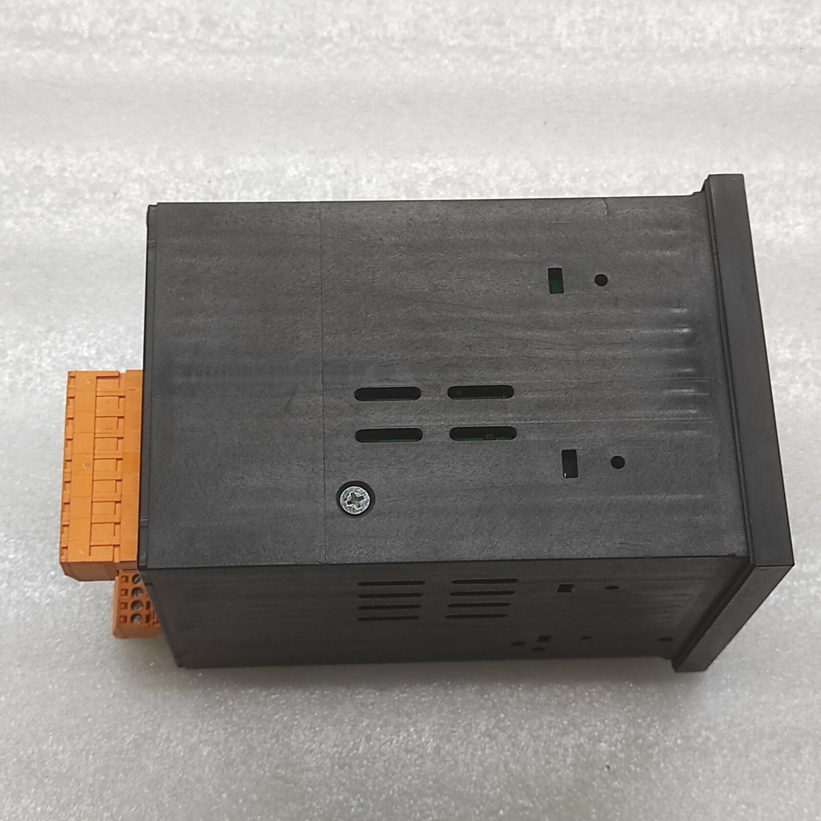 KFM 92200 INDUSTRY CONTROLLER R21507100 100-250V 5A 0-400'C PT100 - Image 6