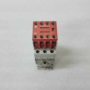 ALLEN BRADLEY CAT 100-C30-00 SER C GUARD MASTER 100S-F 110V
