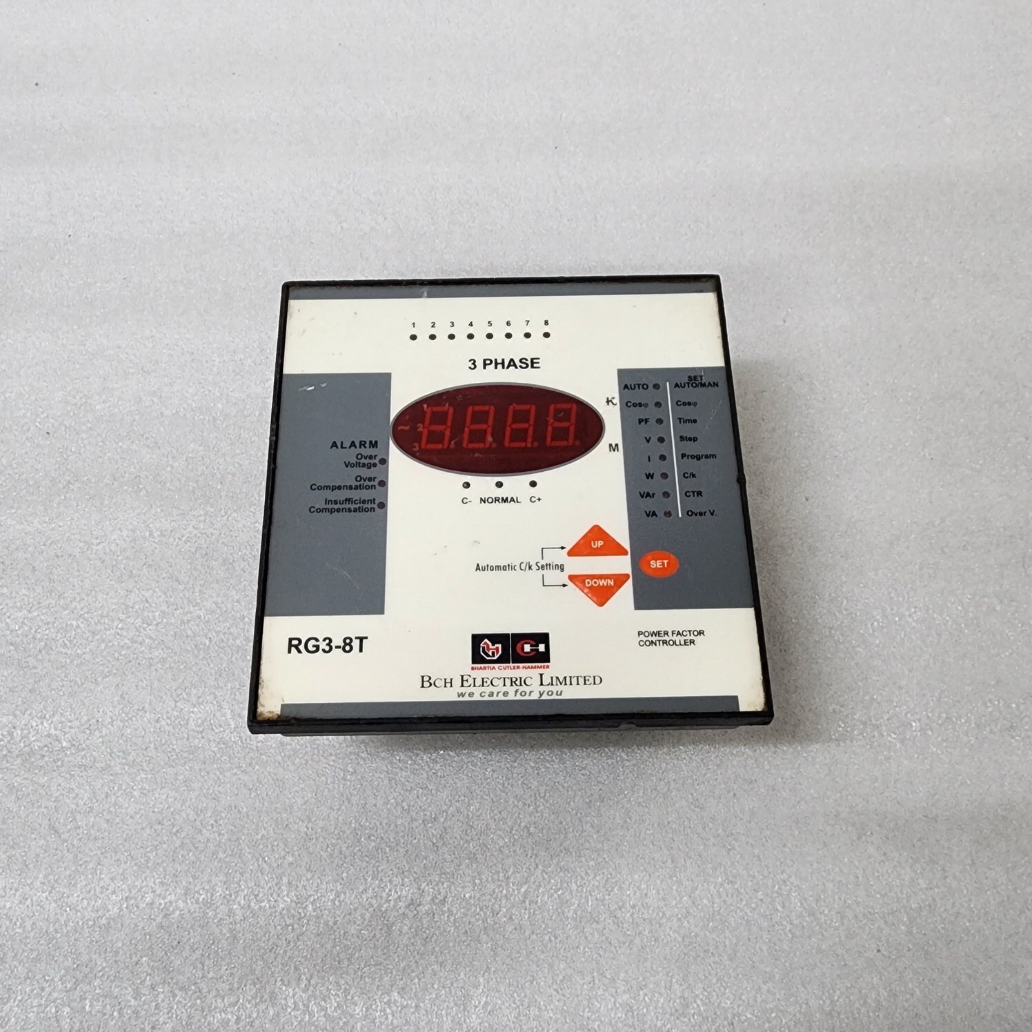 BCH ELECTRIC LIMITED RG3-8T 3-PHASE POWER FACTOR CONTROLLER