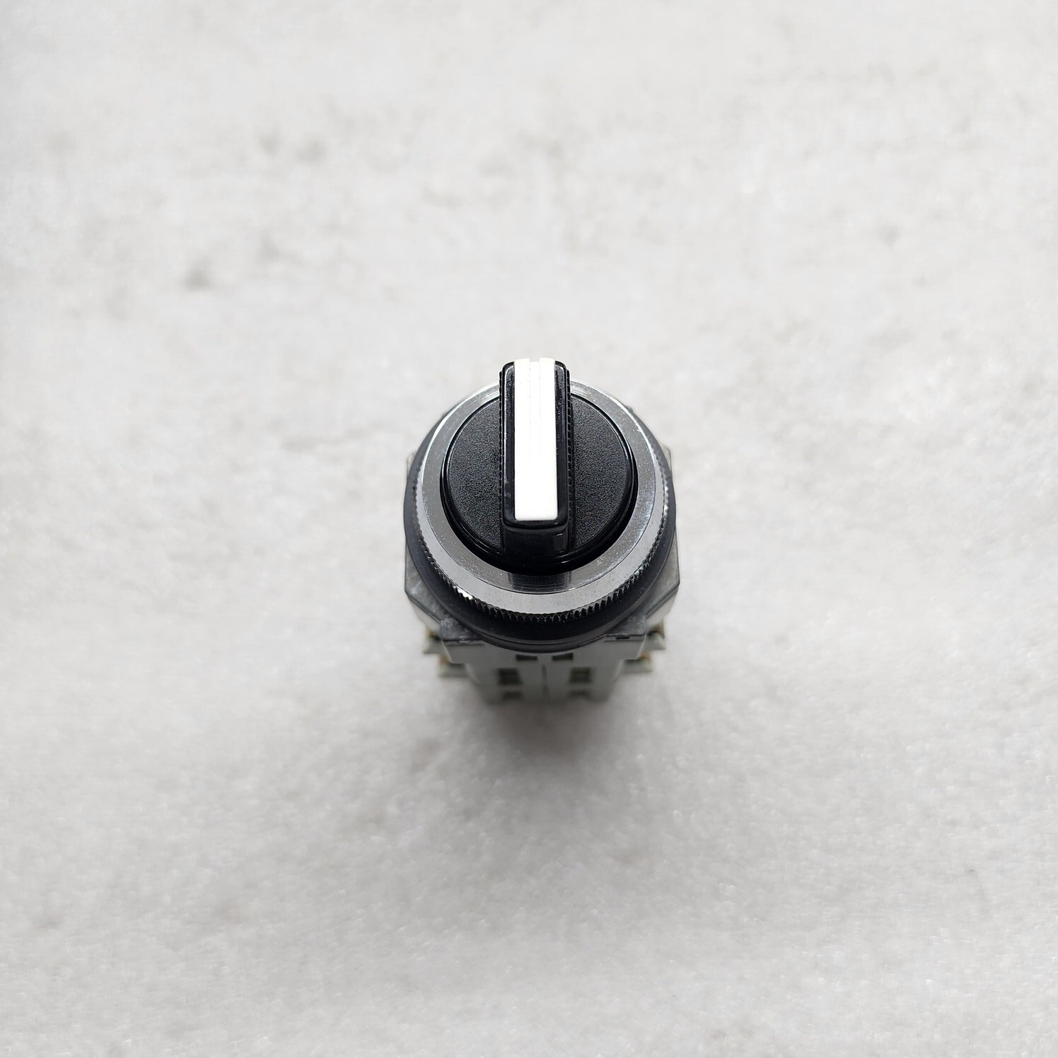 IDEC 0335 SELECTOR SWITCH ASD3322N - Image 2