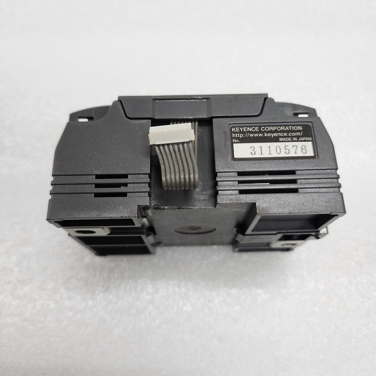 KEYENCE KV-16EYR OUTPUT EXPANSION UNIT - Image 3