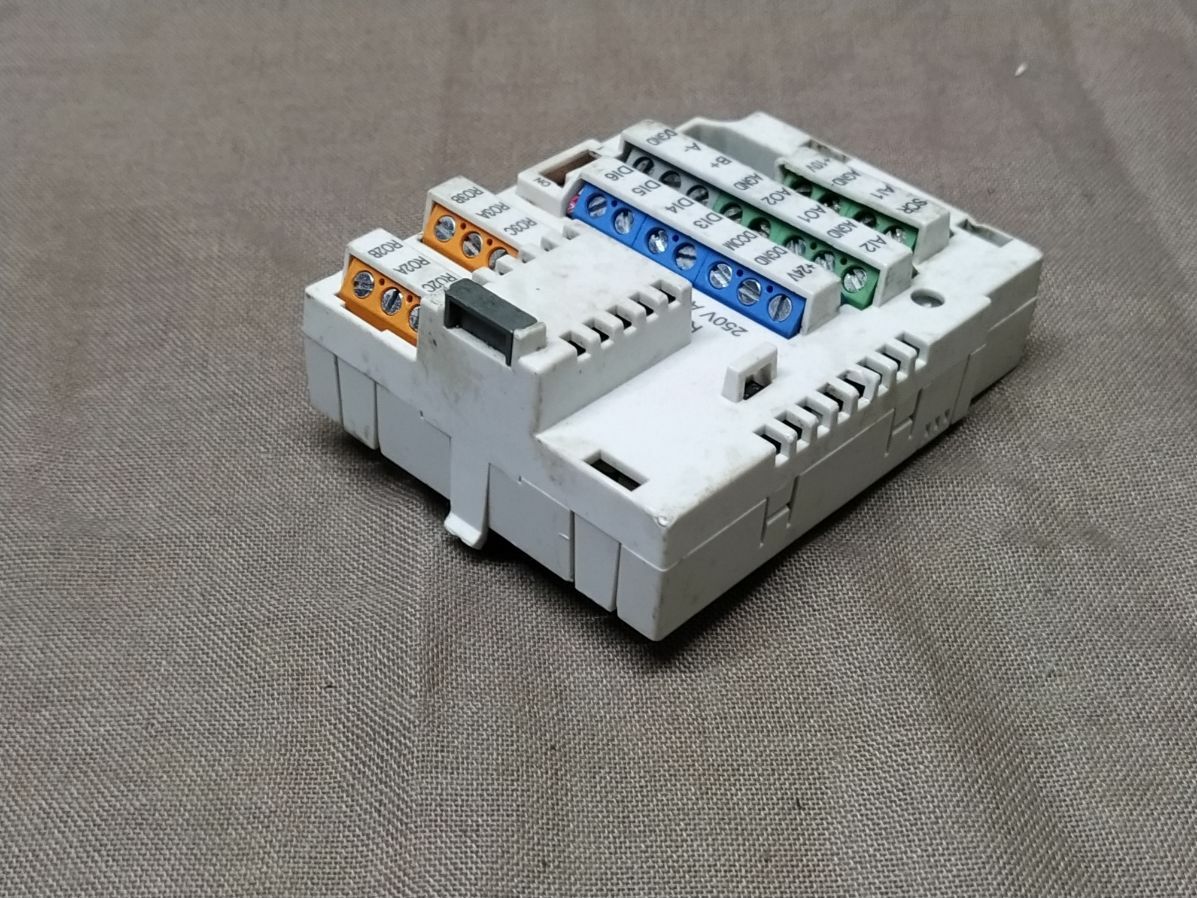 ABB RIIO-01 Modbus Power Module 3AXD50000033791 - Image 3