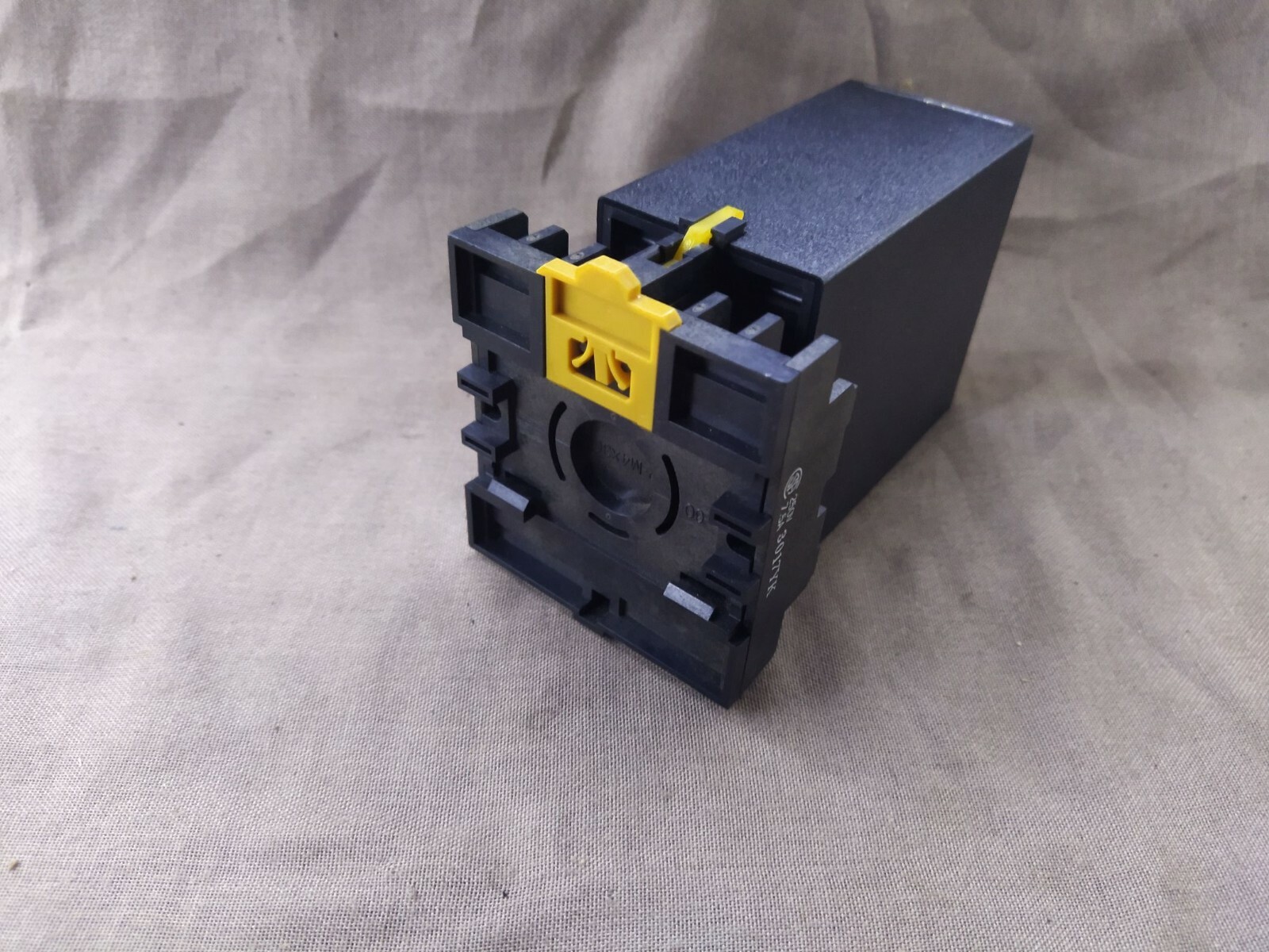 M-System JB2-AAA-R1 Analog Backup Station JB2AAAR1 - Image 4