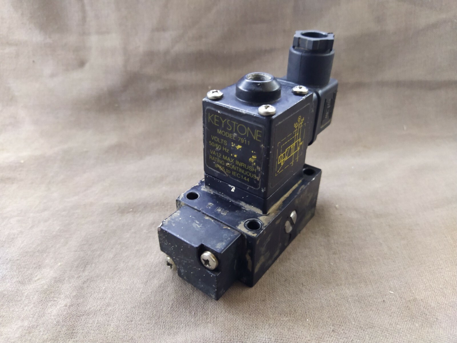Keystone 7911 Solenoid Valve - Image 4