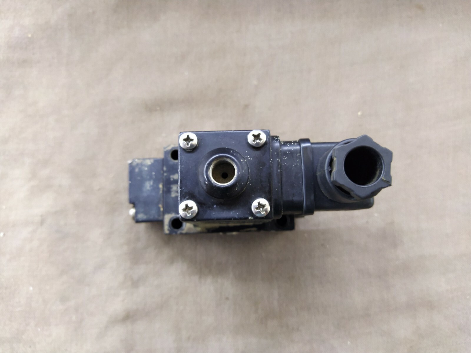 Keystone 7911 Solenoid Valve - Image 6