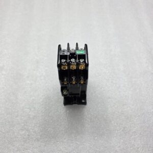 FUJI ELECTRIC SRC50-2U/X (3a3b) MAGNETIC CONTACTOR 100-110V