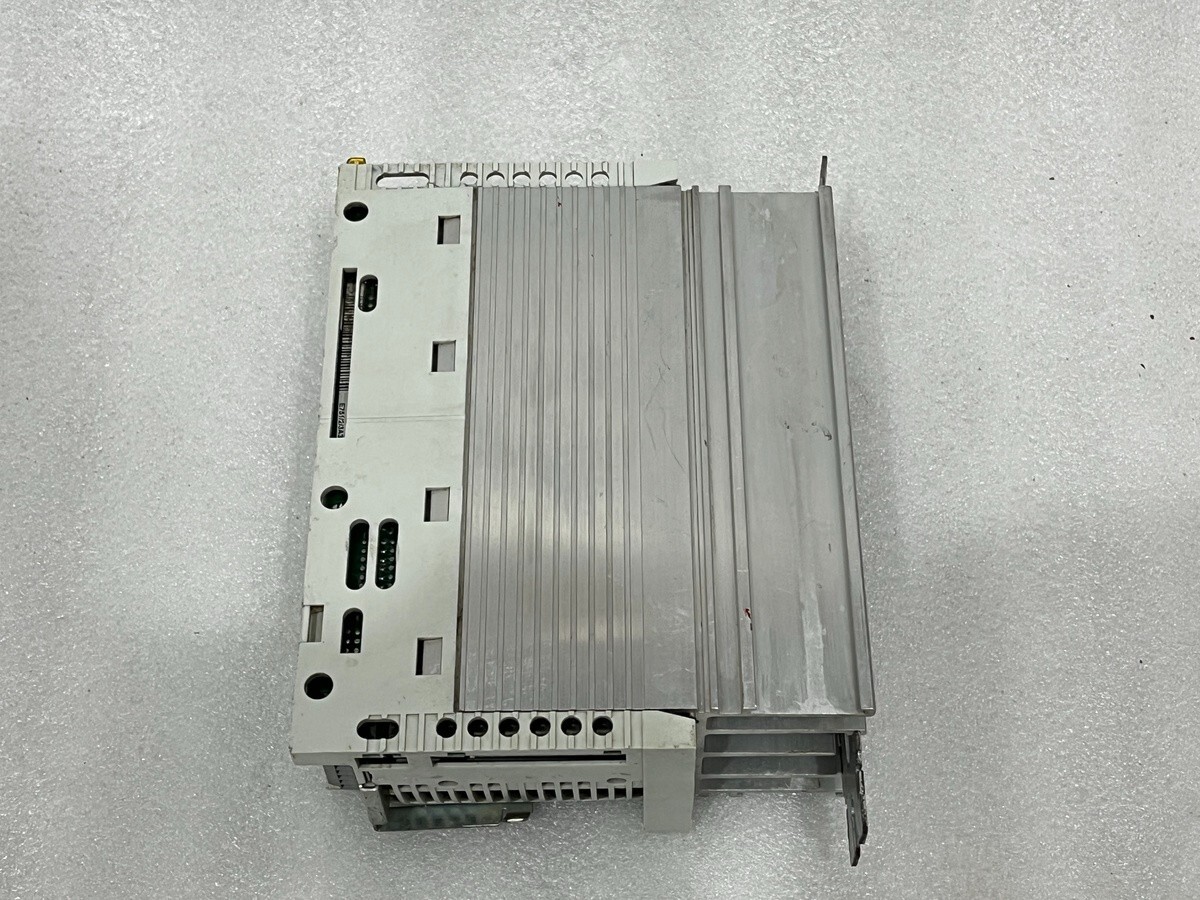 LENZE 00457833 8200 VECTOR INVERTER E82EV751_2C FREQUENCY DRIVE 01030782 230/240 - Image 2
