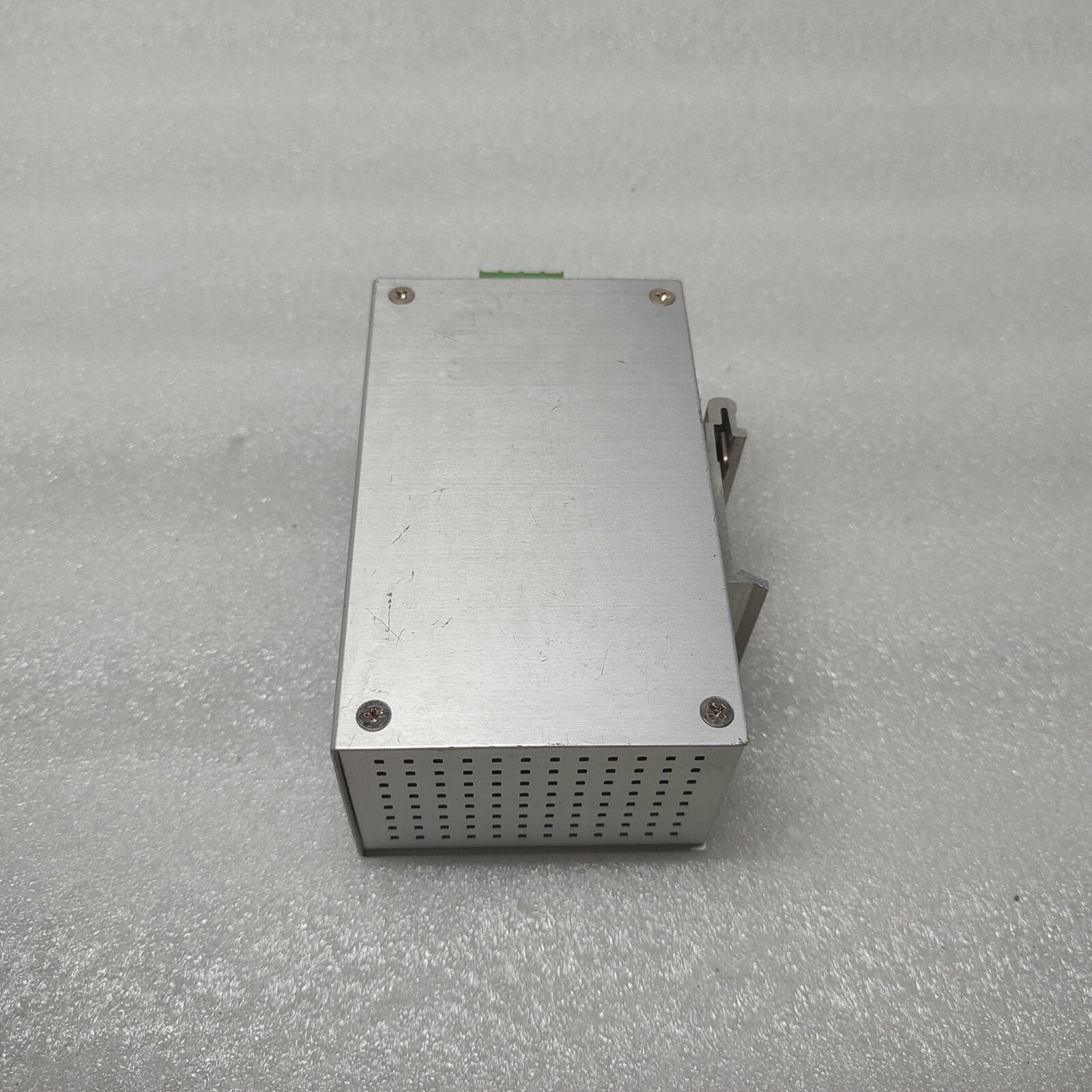 MOXA EDS-208A ETHERNET SWITCH 3093001000332 12/24/48VDC - Image 4