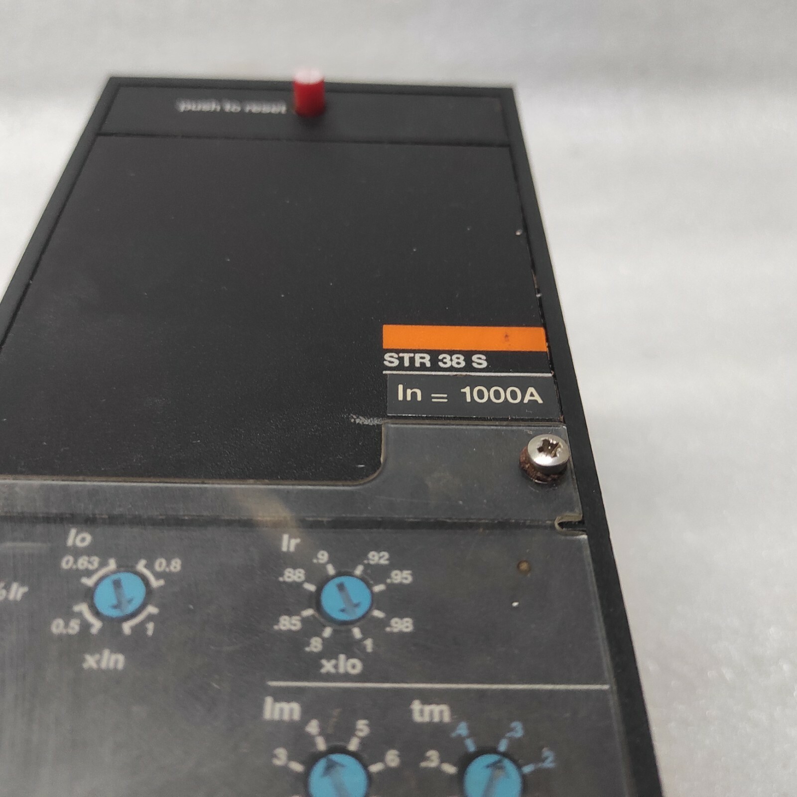 MERLIN GERIN STR38S MASTERPACT CIRCUIT BREAKER 1000A - Image 3