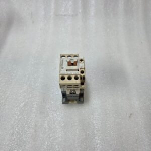 TERASAKI TKC9 CONTACTOR 3 POLE 20A 600VAC AC-3 MOTOR STARTER COIL 220V 50/60HZ