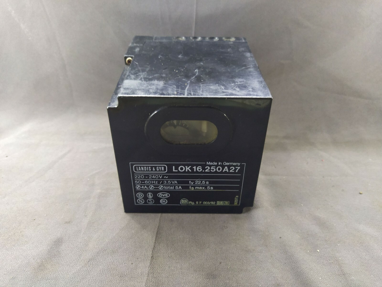 Landis & Gyr LOK16.250A27 Burner Control 220-240V LOK 16.250A27 - Image 4