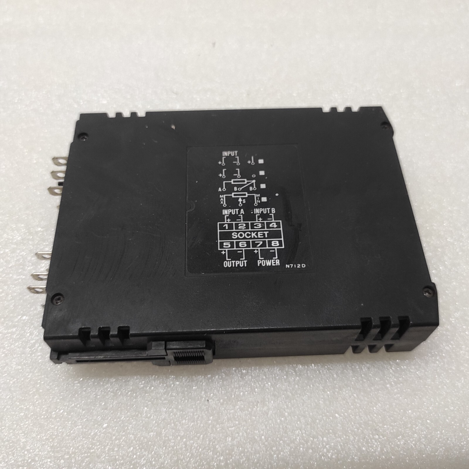 M-SYSTEM HVS-4WA-R SIGNAL TRANSMITTER 24VDC - Image 3