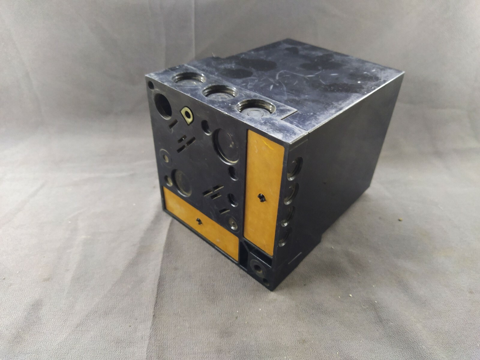 Landis & Gyr LOK16.250A27 Burner Control 220-240V LOK 16.250A27 - Image 8