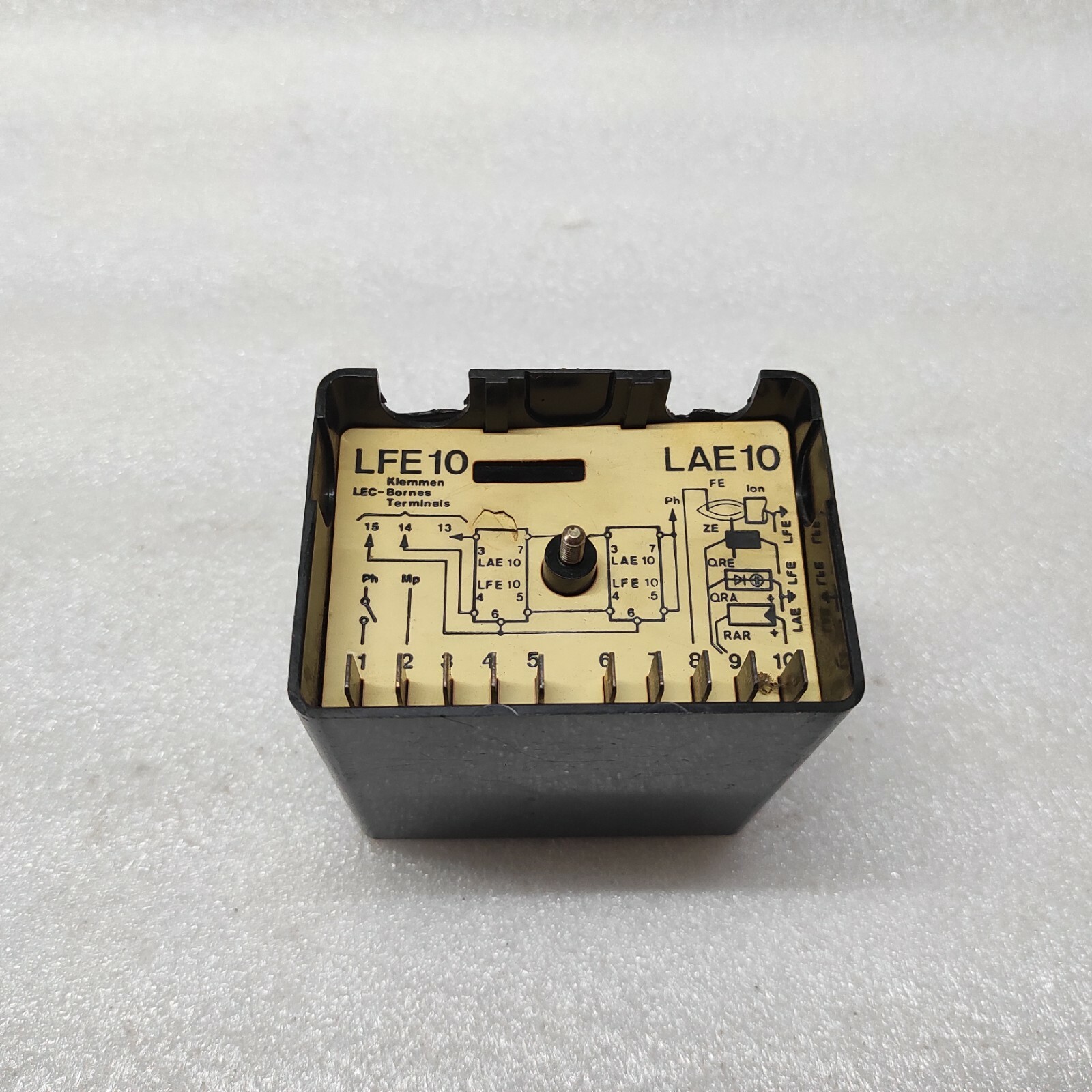 LANDIS & GYR LAE10 FLAME SAFEGUARD LAE 10 - Image 8