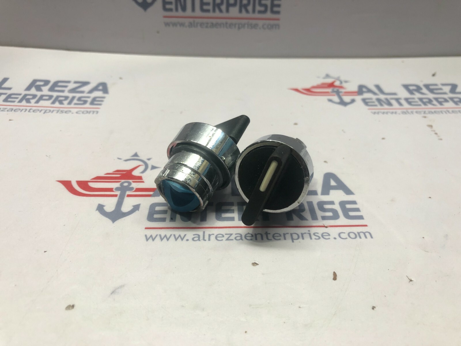 HITEC 100460 3-POSITION SWITCH LOT OF 2 UNIT - Image 3
