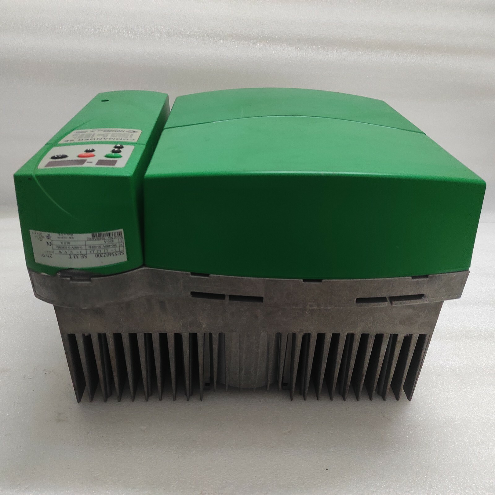 CONTROL TECHNIQUES COMMANDER SE SE53402200 22KW INVERTER DRIVE 380-480VAC - Image 4